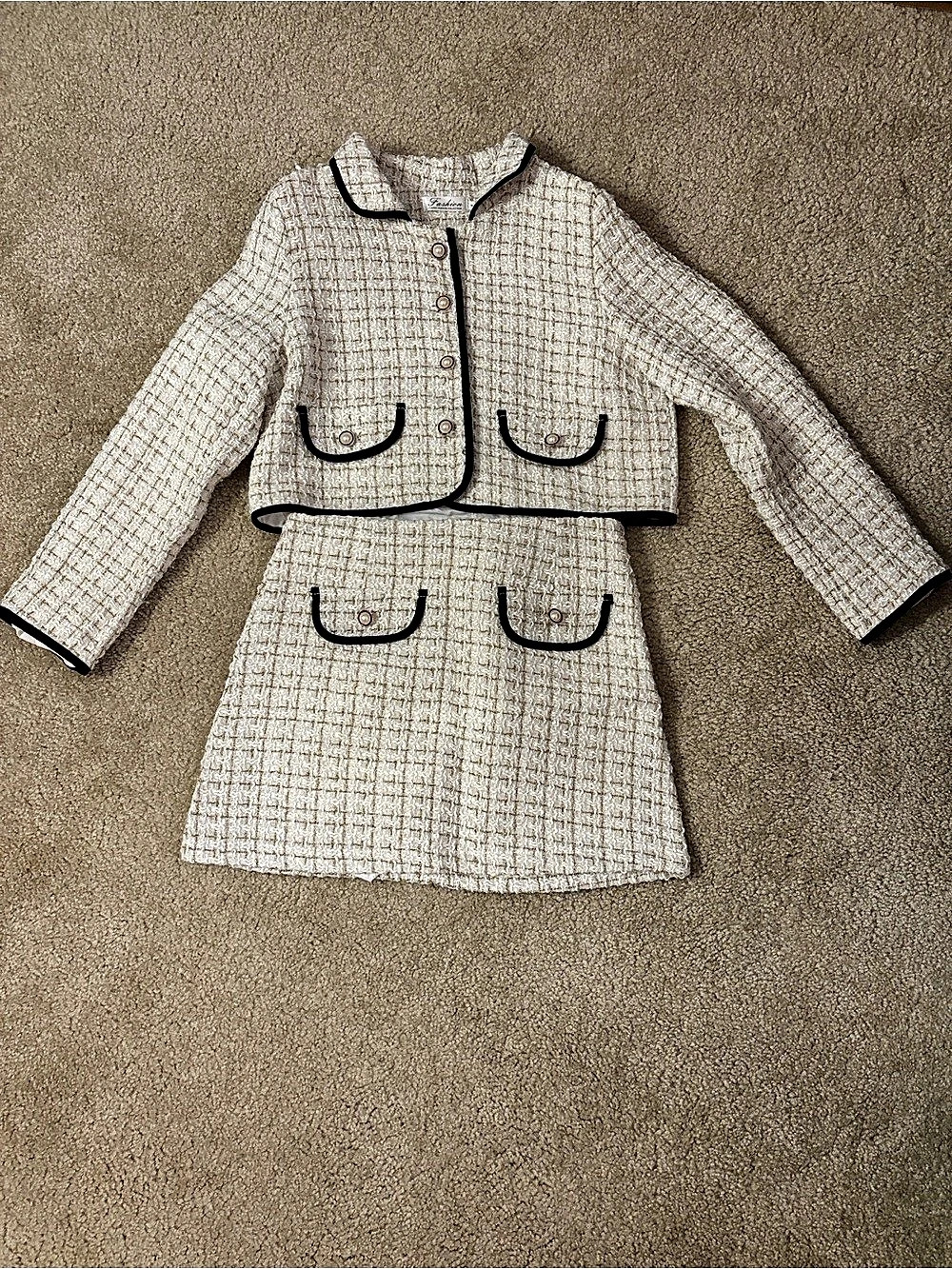 Fashion Women's Checkered Skirt Set in Cream Size 4